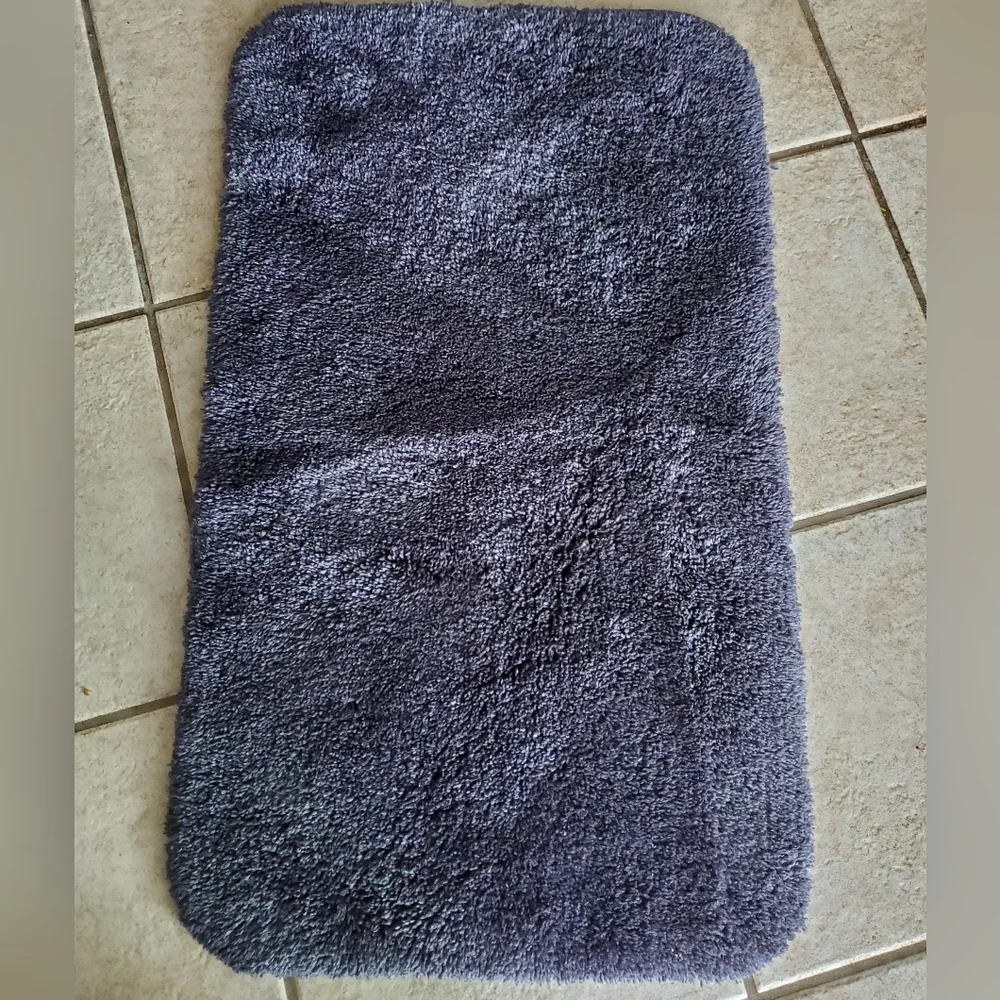 Navy bath rug